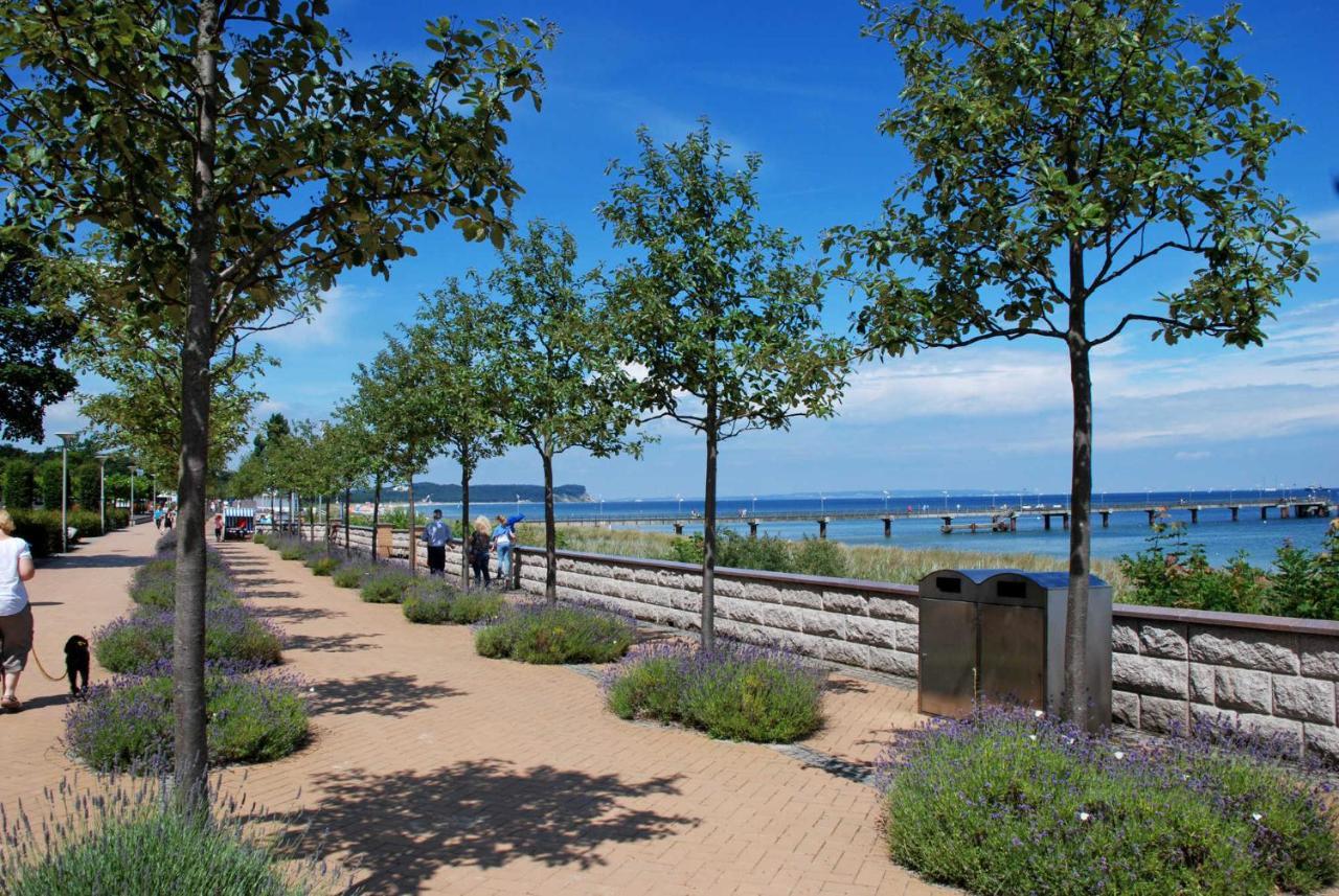 Ferienappartement Mit Ostseeblick Gohren Bagian luar foto